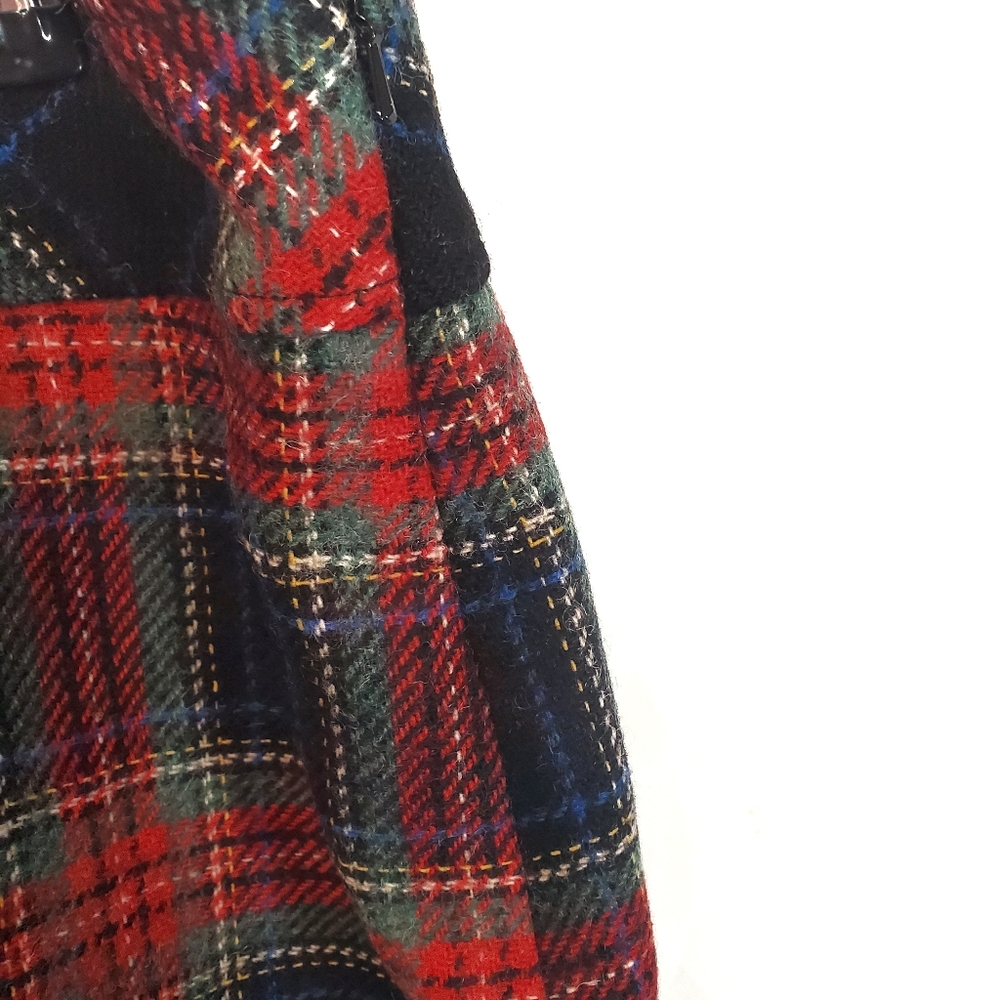 L.L. Bean flannel skirt ( petite) - Picture 4 of 6
